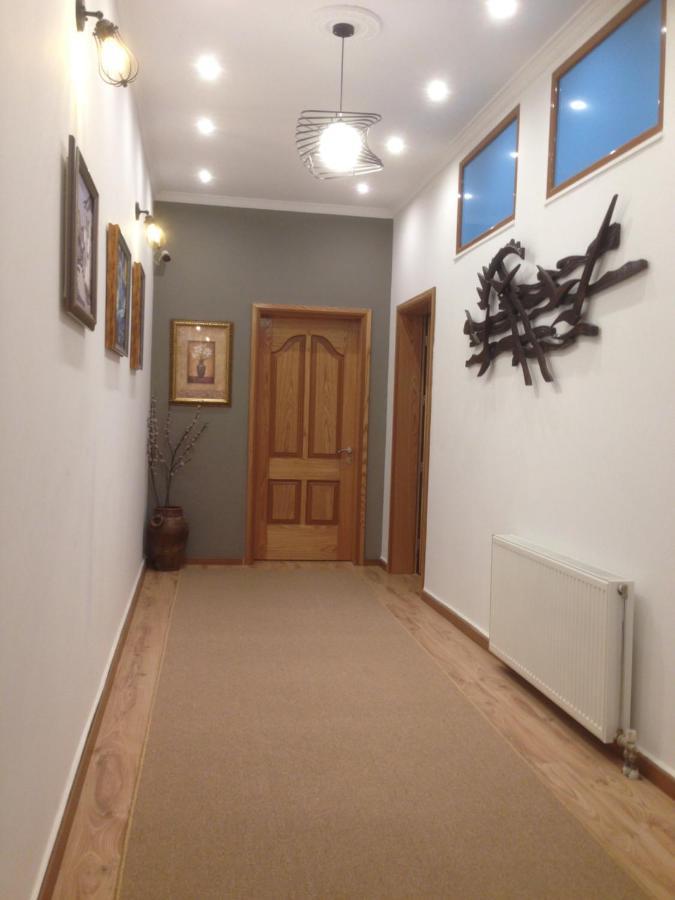 Hotel Bujtina Bicolli 코르처 외부 사진